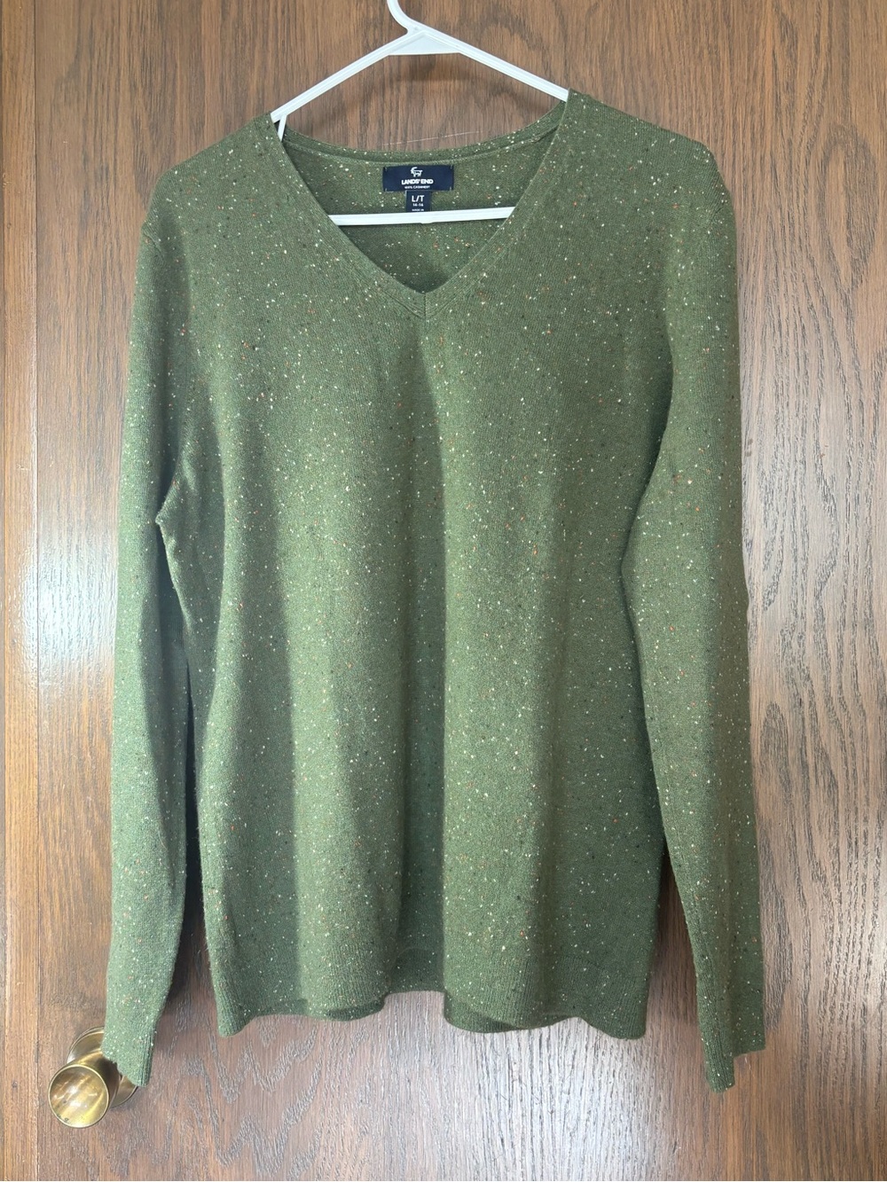 Lands' End 100% Cashmere V-neck sweater in an olive green speckled knit